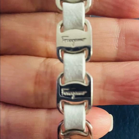 Salvatore Ferragamo Women’s Bracelet - Picture 10 of 14